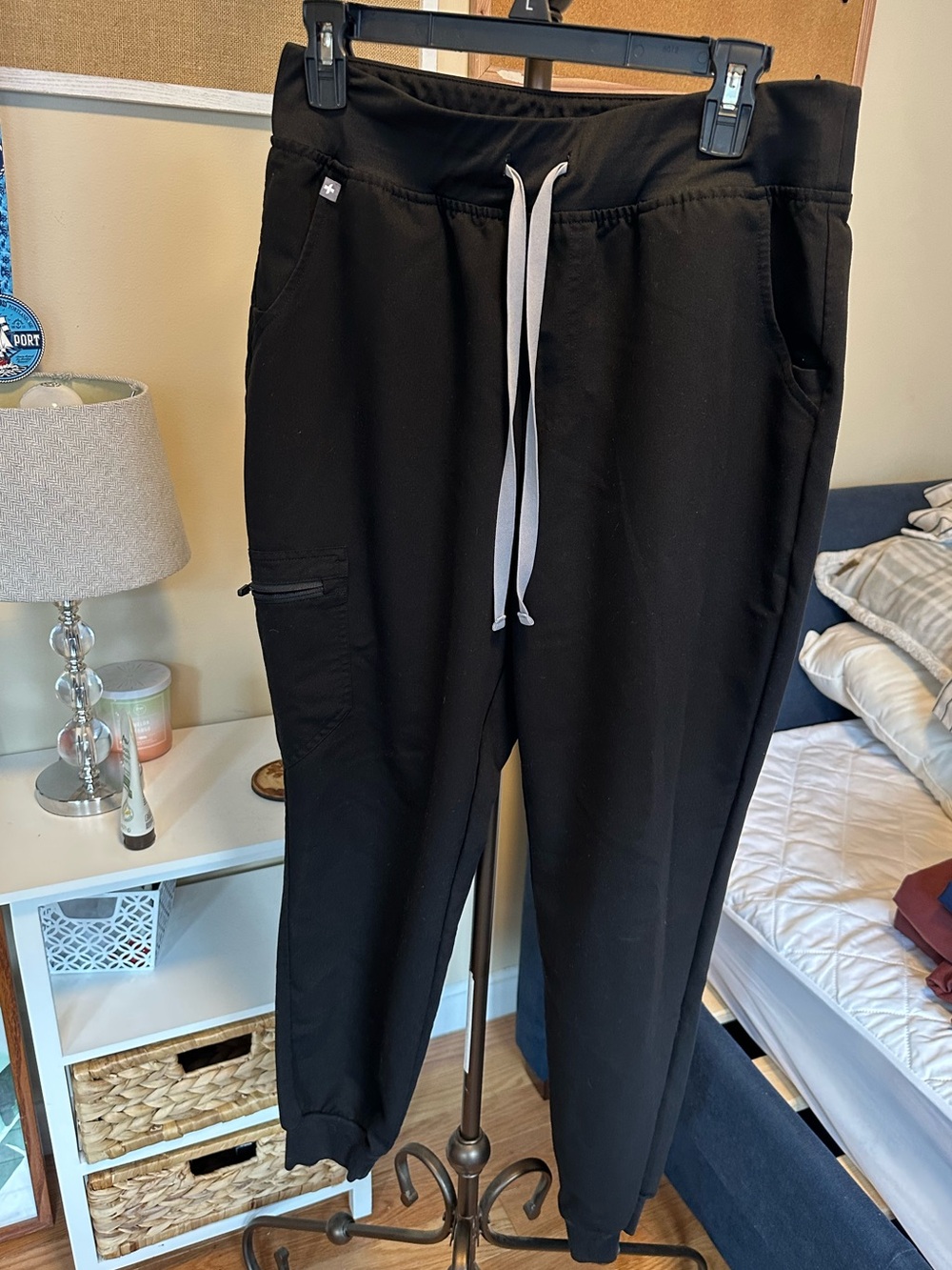 Women’s Black Figs Jogger Scrub Pants